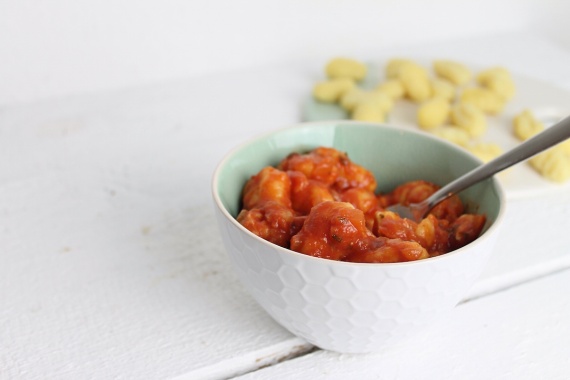 Schnelle Gnocchi mit Tomatensauce