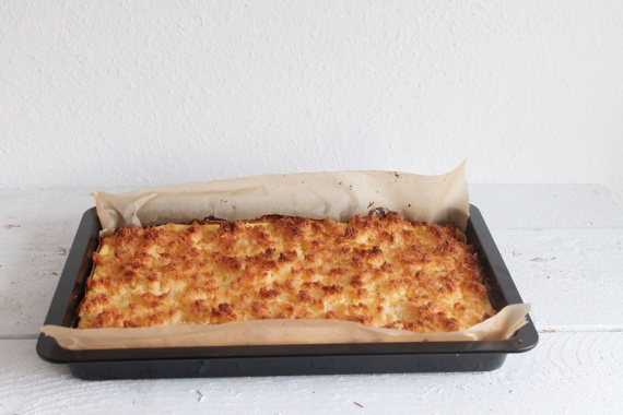 Saftiger und einfacher Quark-Kokos-Kuchen vom Blech